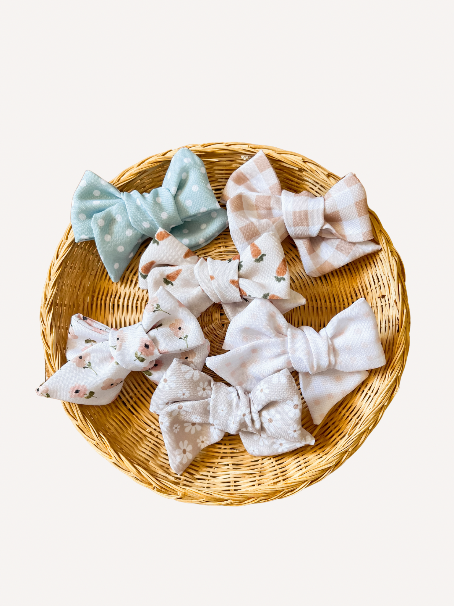 Blushing | Bow